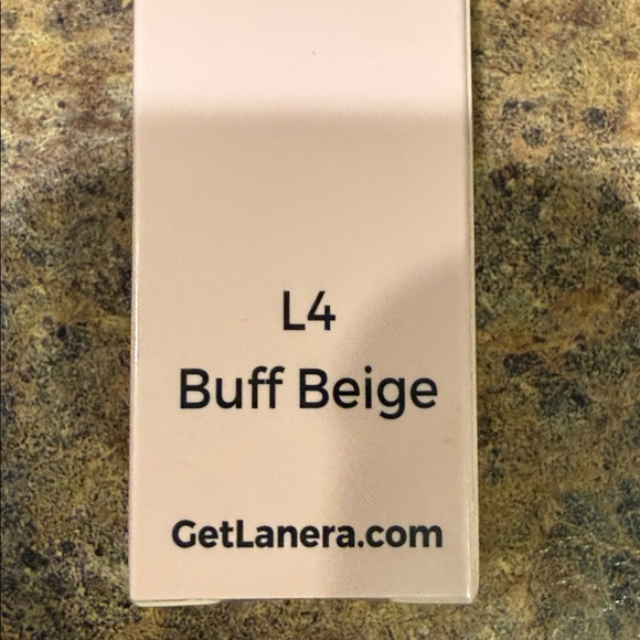 Soft Matte Liquid Foundation - Flawless Tan - Picture 2 of 2